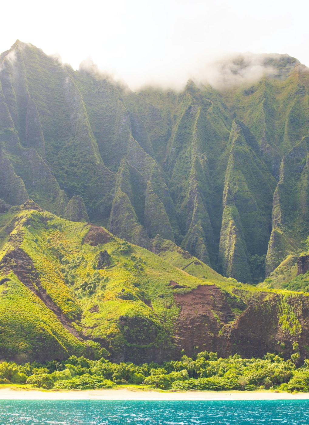 Nā Pali Beach Landing Raft Tour