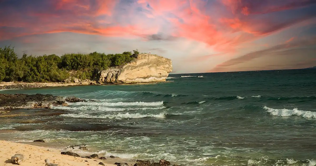 shipwreck-beach-kauai A photo of the coastline of Shipwreck Beach on the Island of Kauai